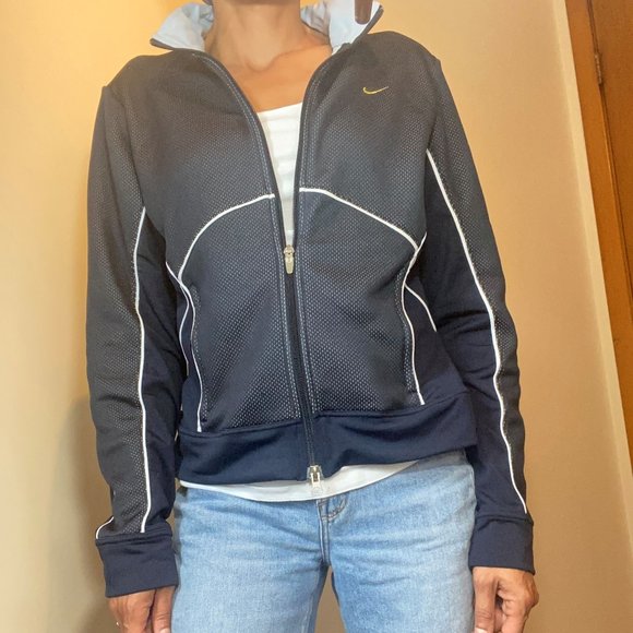 NIKE zip-up sportswear jacket - Picture 1 of 4